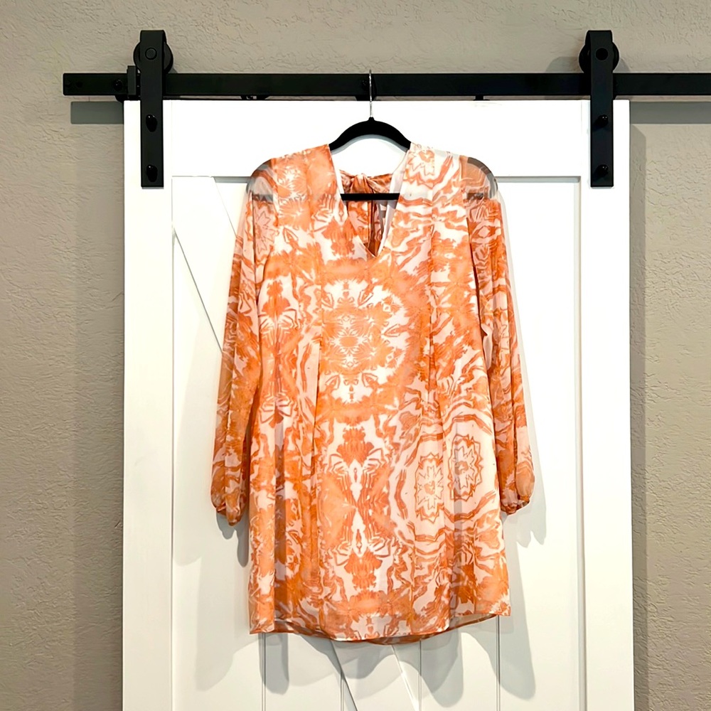 Peach marble pattern dress. BCBGENERATION. SIZE M.